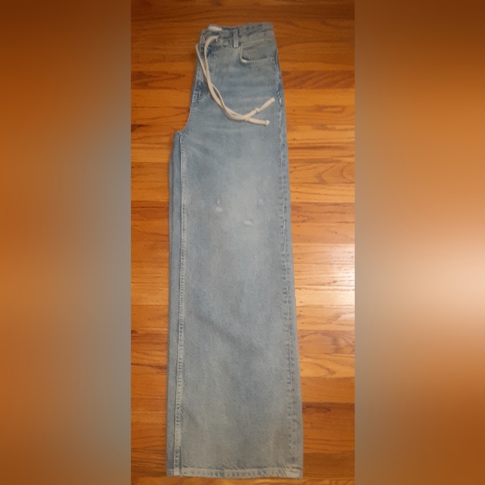 ZARA WIDE LEG HIGH WAISTED JEANS
